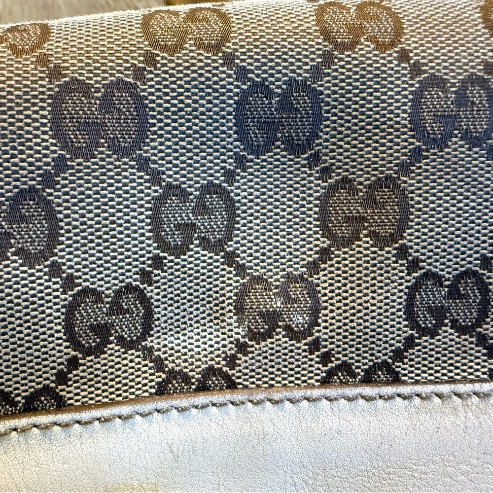 New Price! Gucci “Peggy” Iconic Monogram Large Tote - Picture 11 of 14
